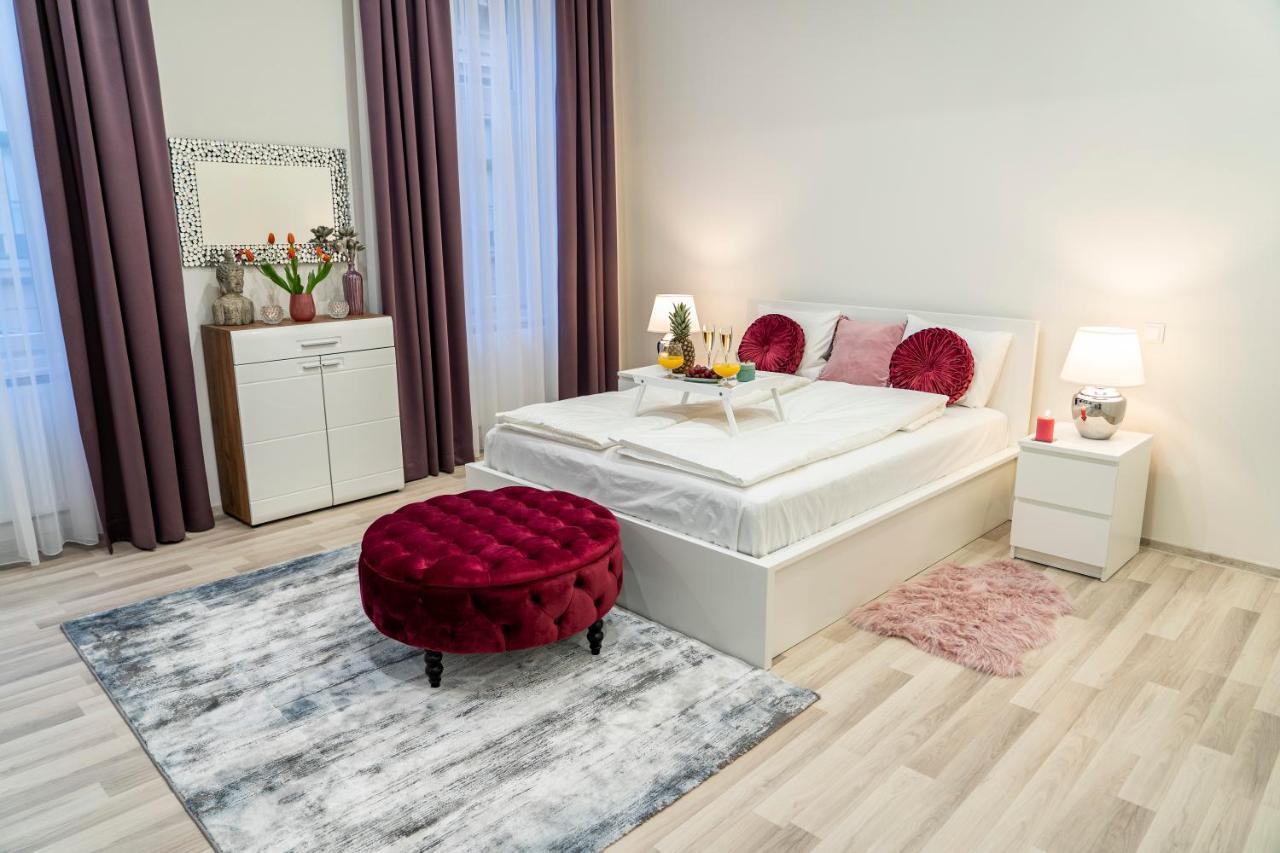 City Centre Deluxe Apartments Budapest Exterior photo